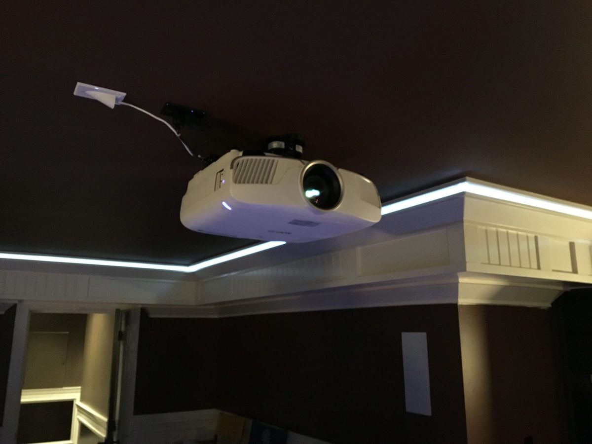 Ceiling mounted projector installation